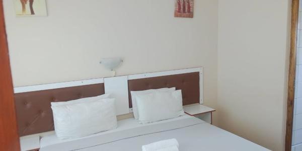 Amafana Guest House Mount Frere エクステリア 写真